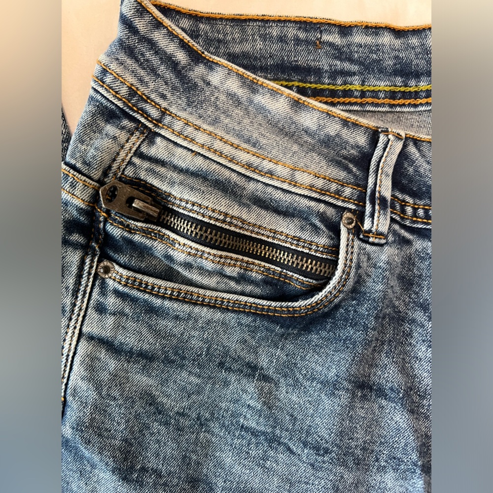 Men’s Alcott Jeans - Picture 4 of 5